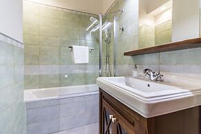 Residence Thunovska 19