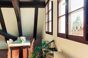 Residence Thunovska 19