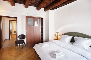 Residence Thunovska 19