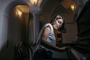 Residence Thunovska 19