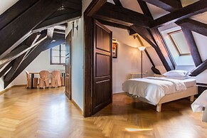 Residence Thunovska 19