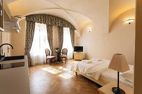 Residence Thunovska 19