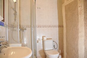 Residence Thunovska 19