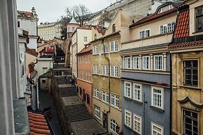 Residence Thunovska 19