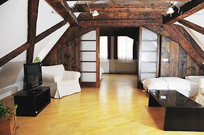 Residence Thunovska 19