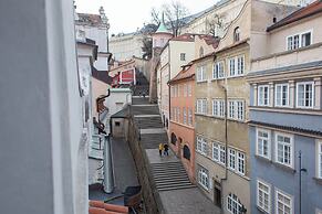 Residence Thunovska 19