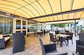Hotel Harmony