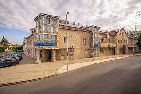 Centrál Hotel