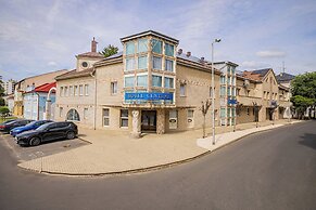 Centrál Hotel