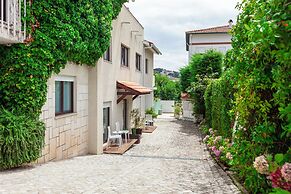 Boutique Hotel Casa do Outeiro - Arts & Crafts