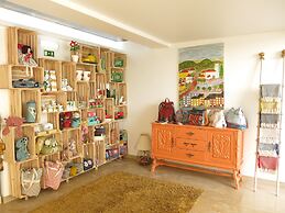 Boutique Hotel Casa do Outeiro - Arts & Crafts