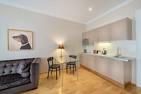 Hunger Wall Residence