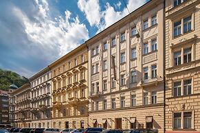 Hunger Wall Residence