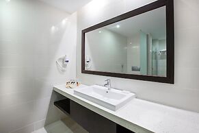 Aria Claros Beach & Spa Resort – All Inclusive