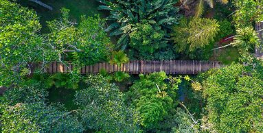 Amritara Shalimar Spice Garden Resort & Spa