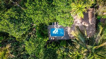 Amritara Shalimar Spice Garden Resort & Spa