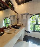 Amritara Shalimar Spice Garden Resort & Spa