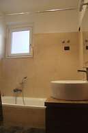 Stasera A Casa Da ME