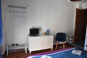 Stasera A Casa Da ME