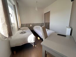 Brit Hotel Lannion Perros