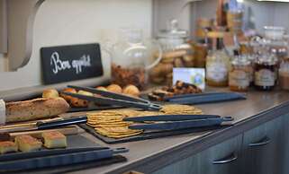 Brit Hotel Lannion Perros