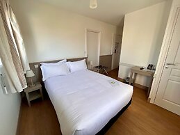 Brit Hotel Lannion Perros