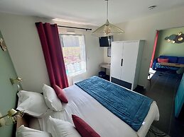 Brit Hotel Lannion - Perros Guirec