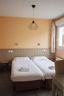 Brit Hotel Lannion Perros