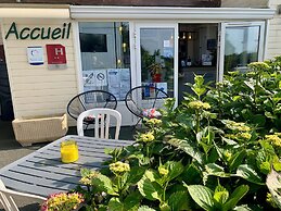 Brit Hotel Lannion Perros