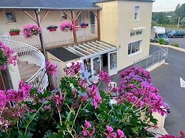 Brit Hotel Lannion Perros