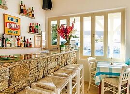 Anemos Studios & Apartments