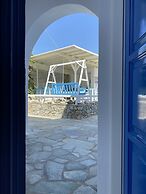 Anemos Studios & Apartments