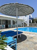 Anemos Studios & Apartments