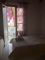 Anemos Studios & Apartments