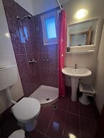 Anemos Studios & Apartments