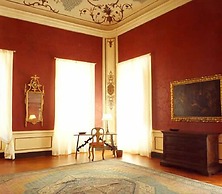 Palazzo Tucci Residenza d'Epoca