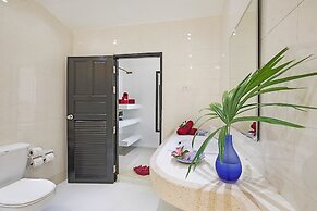 Crystal Bay Yacht Club