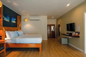 Crystal Bay Yacht Club