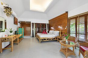 Crystal Bay Yacht Club