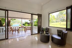 Crystal Bay Yacht Club