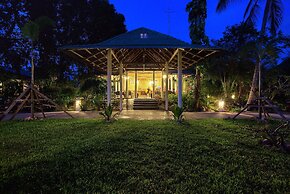 Crystal Bay Yacht Club