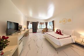 Crystal Bay Yacht Club