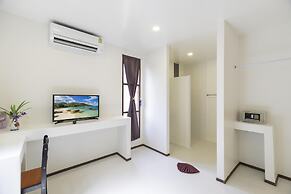 Crystal Bay Yacht Club