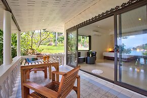 Crystal Bay Yacht Club