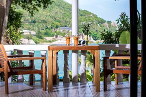 Crystal Bay Yacht Club