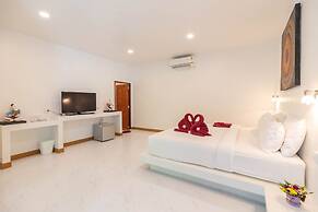 Crystal Bay Yacht Club