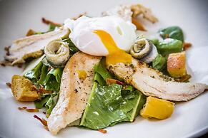 Crystal Bay Yacht Club