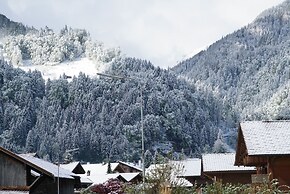 Alpenrose Hotel & Gardens