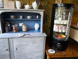 Alpenrose Hotel & Gardens