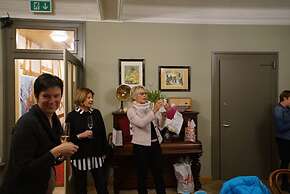 Alpenrose Hotel & Gardens